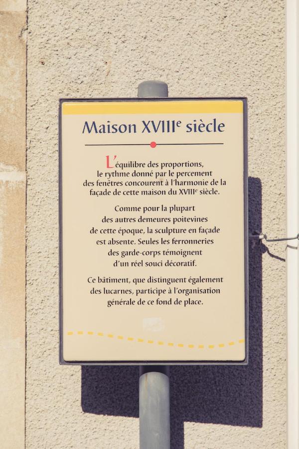 La Maison De La Liberté Jeanne Barret * Poitiers