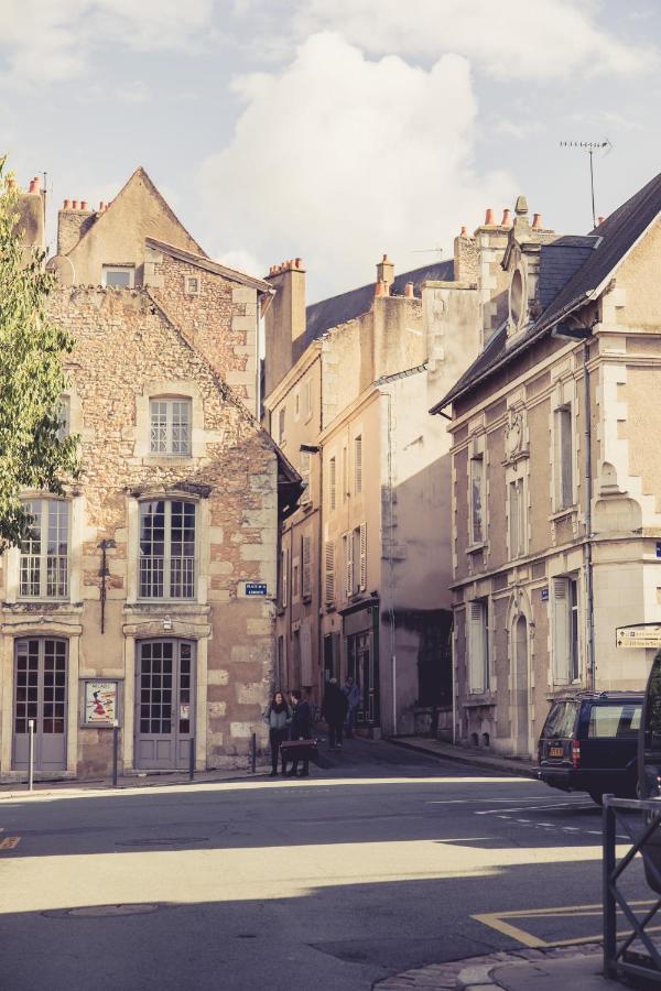 La Maison De La Liberté Jeanne Barret * Poitiers